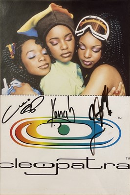 Lot 291 - POP AUTOGRAPHS COLLECTION.