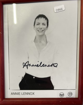 Lot 291 - POP AUTOGRAPHS COLLECTION.