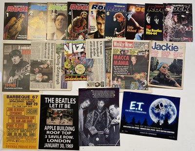 Lot 366 - THE BEATLES - SHEET MUSIC / SONGBOOKS / ORIGINAL MAGAZINES.