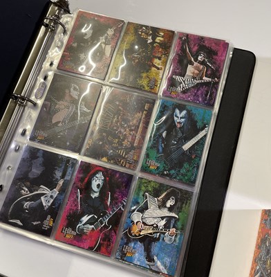 Lot 390 - KISS - TRADING CARDS.