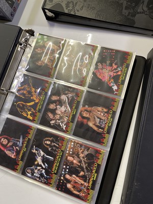 Lot 390 - KISS - TRADING CARDS.