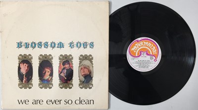 Lot 302 - BLOSSOM TOES - WE ARE EVER SO CLEAN LP (ORIGINAL UK MONO COPY - MARMALADE 607001)