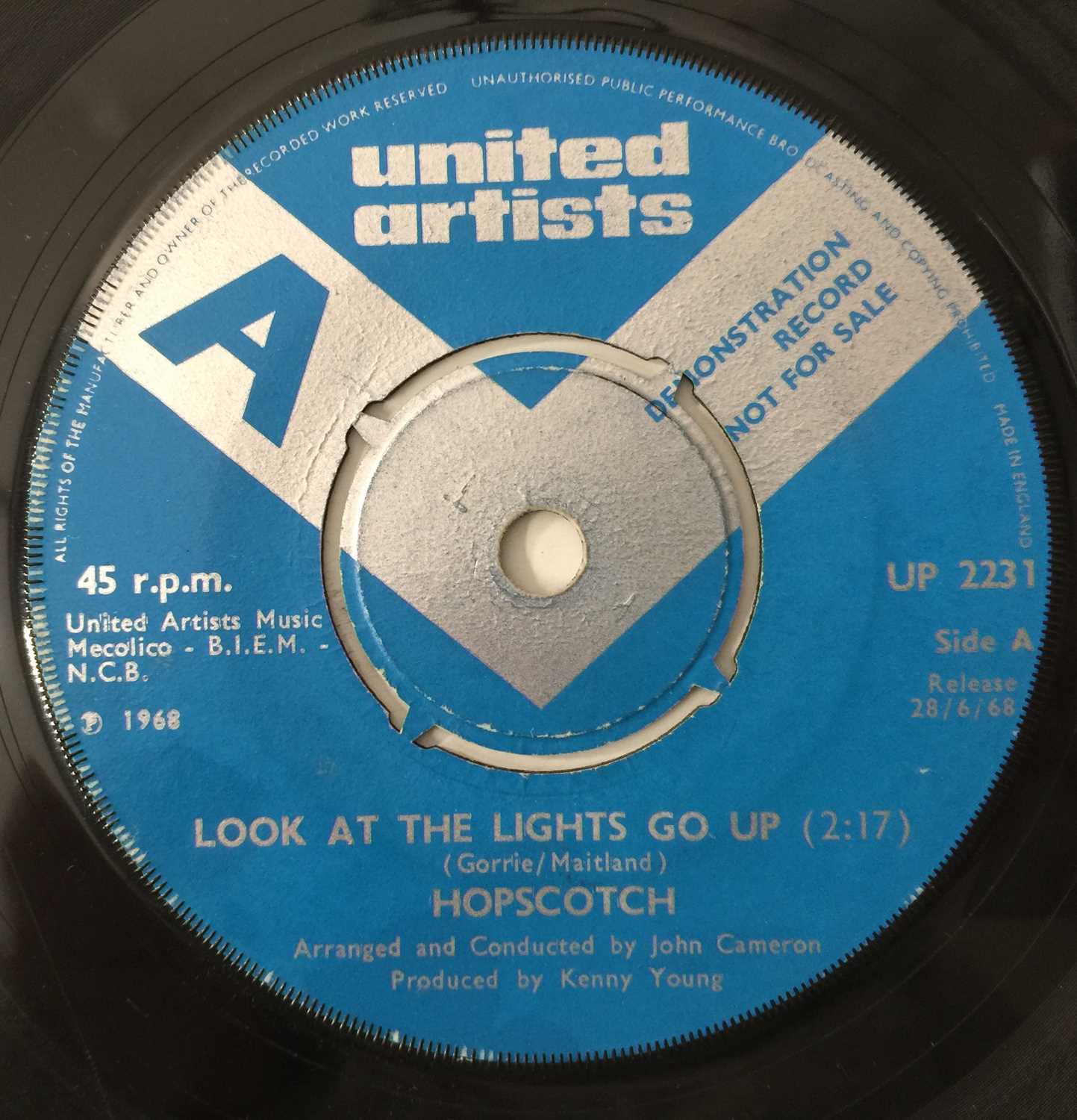 Lot 413 - HOPSCOTCH - LOOK AT THE LIGHTS GO UP 7" (PROMO - UP 2231)