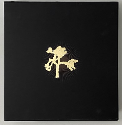 Lot 423 - U2 - THE JOSHUA TREE (LIMITED EDITION BOX SET - 00602557482485)