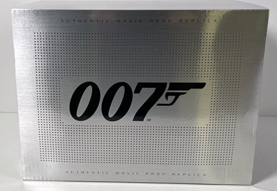 Lot 143 - JAMES BOND -  THE MAN WITH THE GOLDEN GUN - LIMITED EDITION FACTORY ENTERTAINMENT GOLDEN GUN REPLICA.