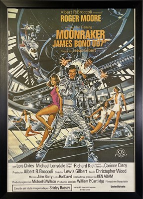 Lot 144 - JAMES BOND - MOONRAKER (1979) - ORIGINAL SPANISH FILM POSTER.
