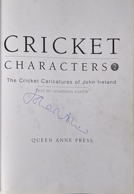 Lot 292 - CRICKET LEGENDS - AUTOGRAPH COLLECTION.