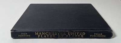 Lot 339 - FOOTBALL AUTOGRAPHS - MANCHESTER UNITED MULTI-SIGNED BOOK.