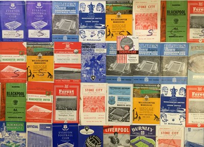 Lot 350 - FOOTBALL MEMORABILIA - MANCHESTER UNITED - 100+ C 1960S AWAY PROGRAMMES.