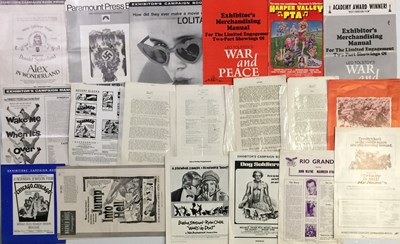 Lot 212 - FILM COLLECTABLES AND PROMO MATERIAL INC PRESS KITS / STILLS ETC - MANY HOLLYWOOD TITLES.