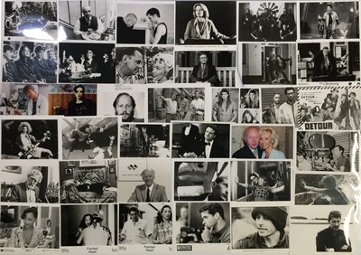 Lot 212 - FILM COLLECTABLES AND PROMO MATERIAL INC PRESS KITS / STILLS ETC - MANY HOLLYWOOD TITLES.