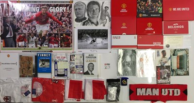 Lot 357 - FOOTBALL MEMORABILIA - MANCHESTER UNITED / TOM FINNEY SIGNED ITEMS.