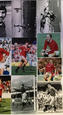 Lot 362 - FOOTBALL MEMORABILIA - MANCHESTER UNITED LEGENDS SIGNED PHOTOS.