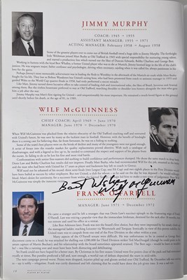 Lot 366 - FOOTBALL MEMORABILIA - MANCHESTER UNITED MULTI SIGNED 'PLAYER BY PLAYER' BOOK.