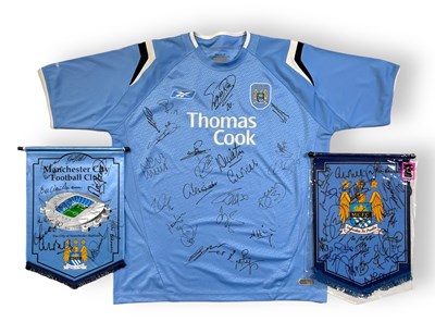 Lot 368 - MANCHESTER CITY FC - TWO SIGNED CLUB PENNANTS AND SIGNED SHIRT.