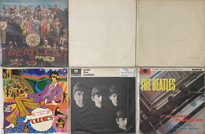 Lot 114 - THE BEATLES - COLLECTORS PACK