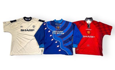 Lot 377 - MANCHESTER UNITED - C 1990S FOOTBALL SHIRTS.