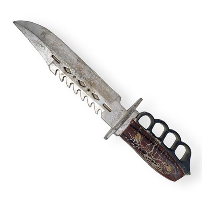 Lot 231 - JUDGE DREDD (1995) - A LIKELY SCREEN USED PROP DAGGER.