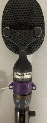 Lot 17 - BBC COLLECTION - VINTAGE STC 4038 MICROPHONE.