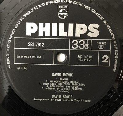 Lot 152 - DAVID BOWIE - S/T LP (UK STEREO ORIGINAL - PHILIPS - SBL.7912)