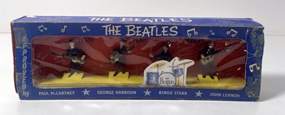 Lot 316 - THE BEATLES - SUBBUTEO SET IN ORIGINAL BOX.