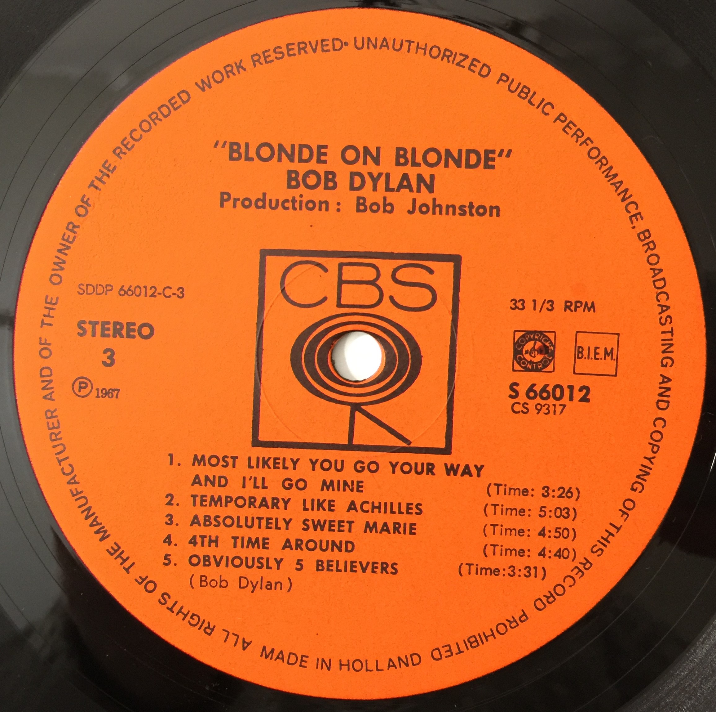 Escape The Ordinary: Blonde On Blonde