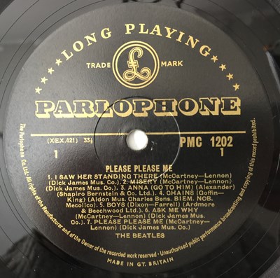 Lot 612 - THE BEATLES - PLEASE PLEASE ME LP (1ST UK MONO 'BLACK AND GOLD' - PMC 1202).