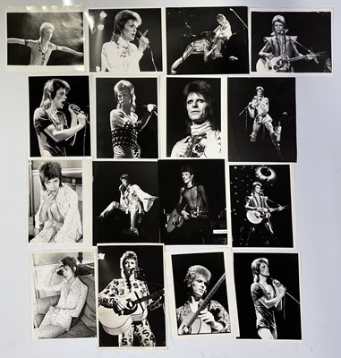 Lot 350 - DAVID BOWIE - COLLECTION OF ORIGINAL PRESS PHOTOS.