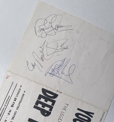 Lot 211 - DEEP PURPLE - FULLY SIGNED 1988 FOOTBALL PROGRAMME.