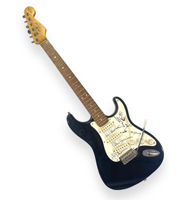 Lot 218 - GUITAR GREATS - GUITAR SIGNED BY YNGWIE MALMSTEEN / PETER GREEN / ALBERT LEE / HANK MARVIN / JERRY DONAHUE.