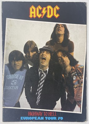 Lot 230 - AC/DC - FULLY SIGNED 1979 HIGHWAY TO HELL PROGRAMME INC BON SCOTT.