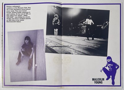 Lot 230 - AC/DC - FULLY SIGNED 1979 HIGHWAY TO HELL PROGRAMME INC BON SCOTT.