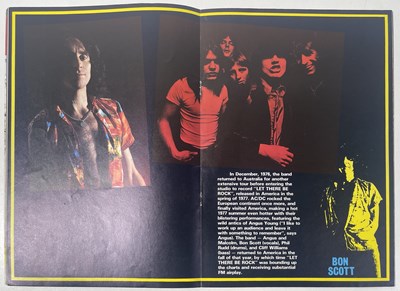 Lot 230 - AC/DC - FULLY SIGNED 1979 HIGHWAY TO HELL PROGRAMME INC BON SCOTT.