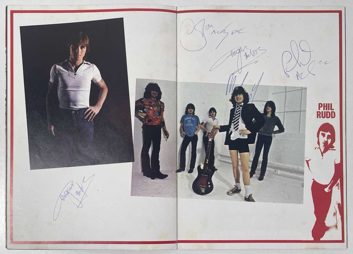 Lot 230 - AC/DC - FULLY SIGNED 1979 HIGHWAY TO HELL PROGRAMME INC BON SCOTT.