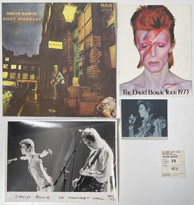 Lot 359 - DAVID BOWIE - MEMORABILIA INC 1972 TICKET STUB /  1973 CONCERT PROGRAMME.