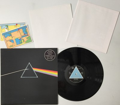 Lot 927 - PINK FLOYD - THE DARK SIDE OF THE MOON LP (UK COMPLETE SOLID TRIANGLE - SHVL 804)