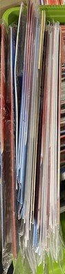 Lot 291 - ELVIS PRESLEY - BOOKS AND MAGAZINES INC LARGE NUMBER OF DEAGOSTINI PUBLISHED MAGS.