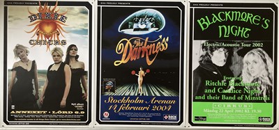Lot 62 - ASSORTED MUSIC POSTERS - THE DARKNESS /. RITCHIE HOWELL