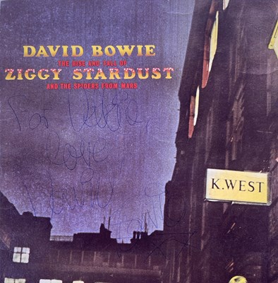 Lot 368 - DAVID BOWIE - SIGNED ZIGGY STARDUST LP.