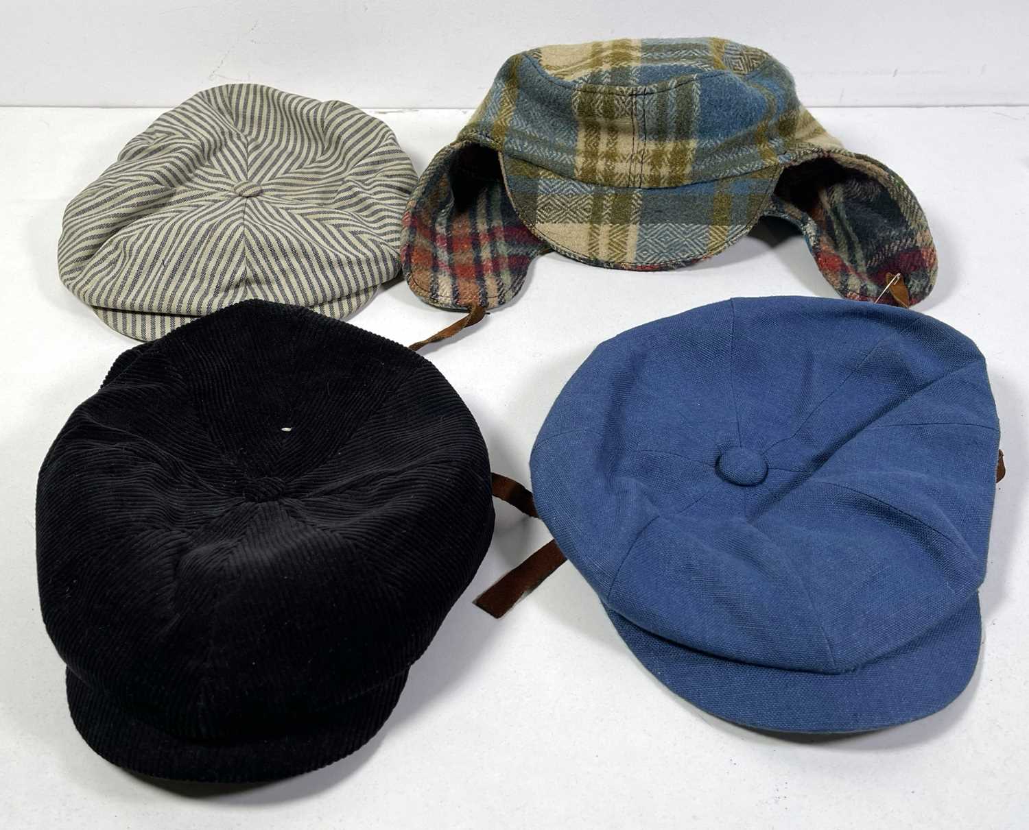 Lot 45 - MARTIN'S HATS.