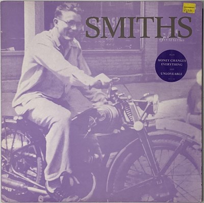 Lot 7 - MORRISSEY/ THE SMITHS - LP/ 12" PACK