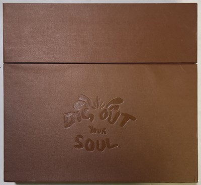 Lot 231 - OASIS - DIG OUT YOUR SOUL - LP/CD/DVD BOX SET (BIG BROTHER - RKIDBOX 51) & PROMO POSTERS