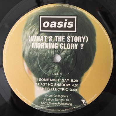 Lot 131 - OASIS - (WHAT'S THE STORY) MORNING GLORY? LP (ORIGINAL UK COPY - CREATION CRE LP 189)