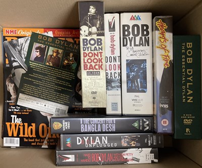 Lot 94 - BOB DYLAN RELATED BOOKS.