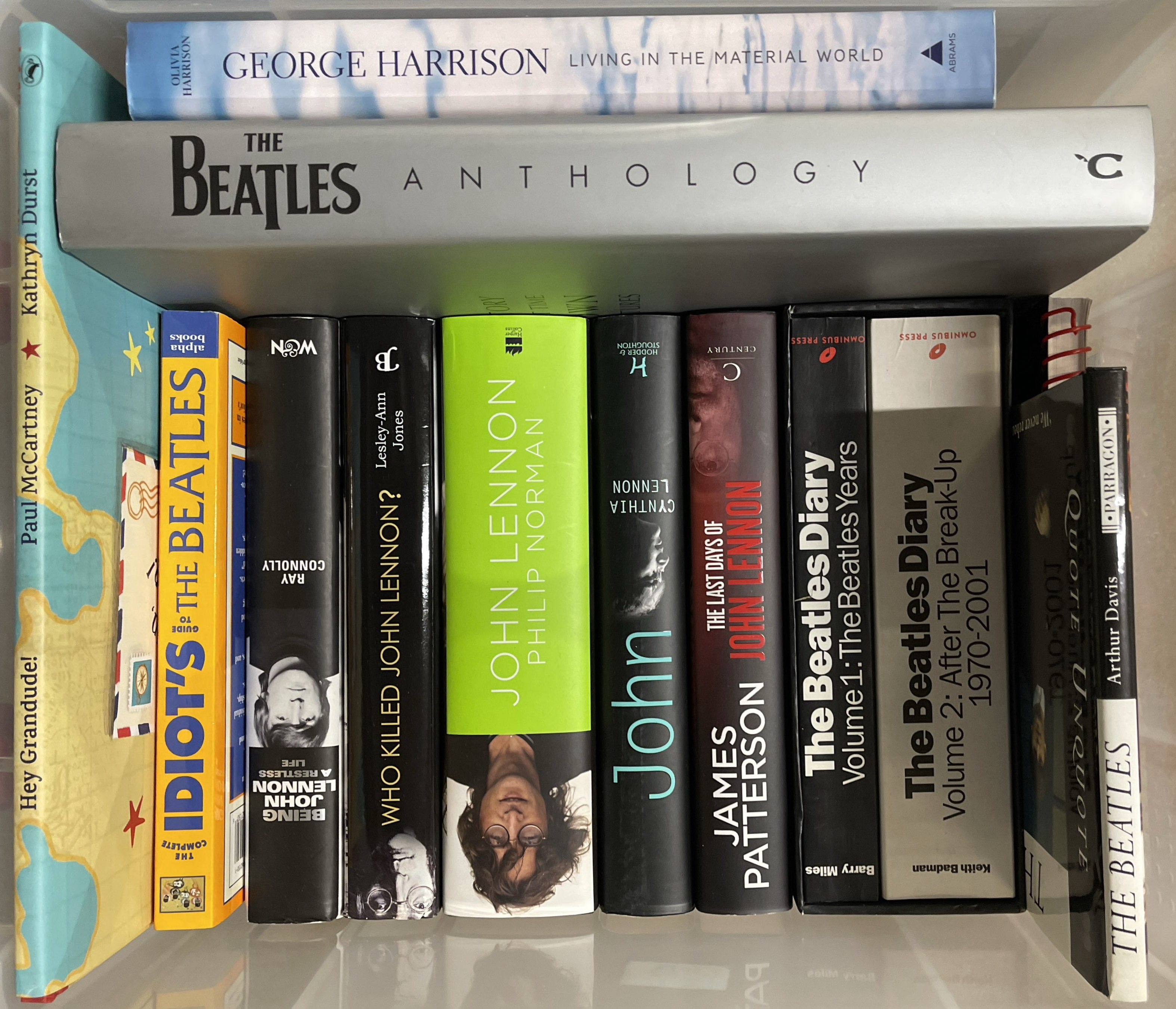 Lot 249 - THE BEATLES - BOOK COLLECTION.