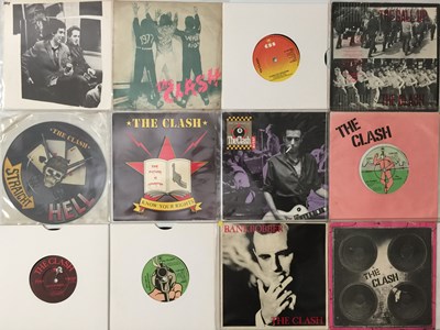 Lot 123 - THE CLASH - 7" PACK