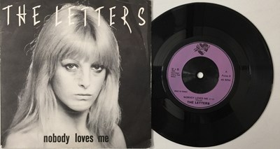 Lot 124 - THE LETTERS - NOBODY LOVES ME 7" (PULSE 9)