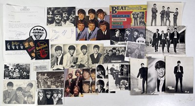 Lot 176 - THE BEATLES MEMORABILIA ITEMS.