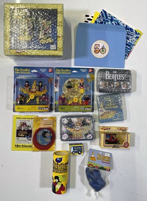 Lot 177 - THE BEATLES 'YELLOW SUBMARINE' MEMORABILIA ITEMS (VANDOR, K'NEX, LLEDO)