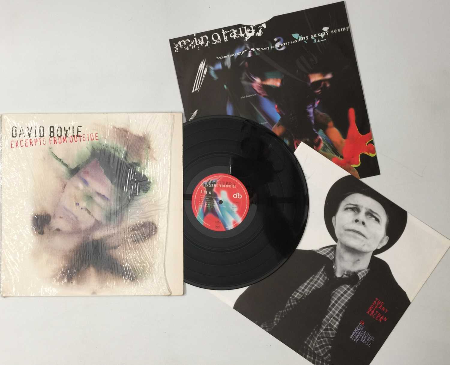 Lot 33 - DAVID BOWIE - EXCERPTS FROM OUTSIDE LP (74321307021)